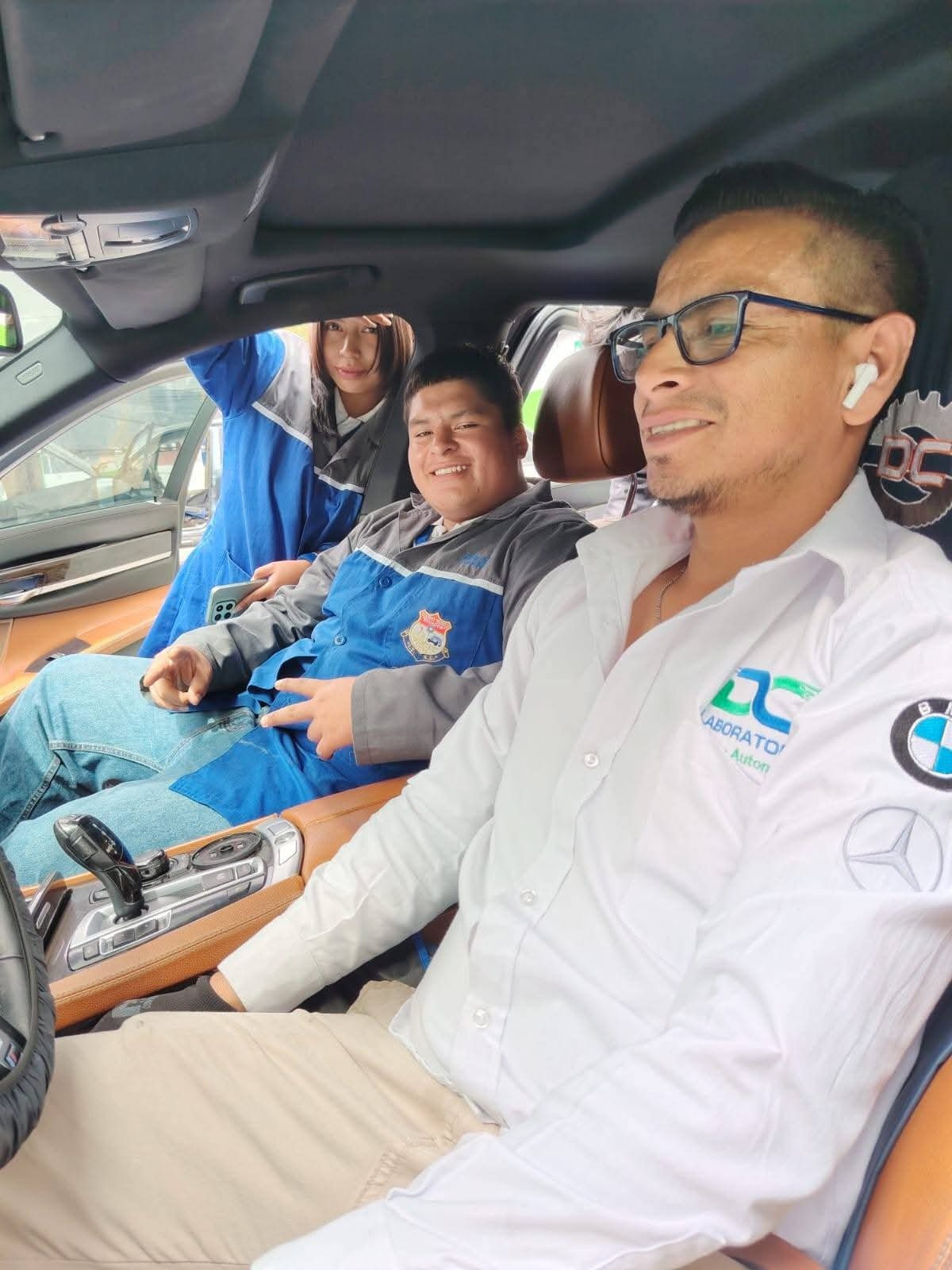 Instalaciones y equipo DC Laboratorio